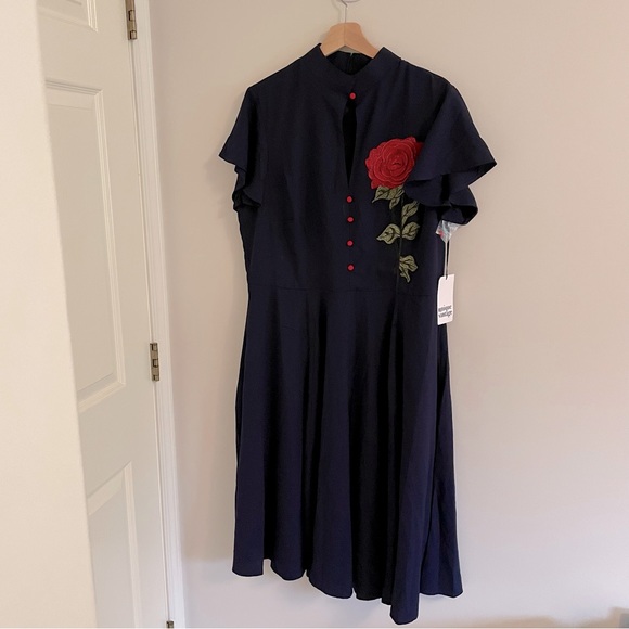 Unique Vintage Dresses & Skirts - Final price drop!! Unique Vintage size 16 navy cut out rose appliqué dress NWT